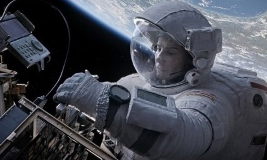 Gravity : L'infiniment grand