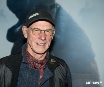Sur le tapis rouge du film Les affamés