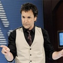 Éric Salvail à la barre de l'émission Dieu Merci!