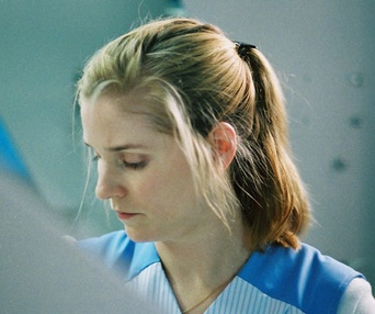 Scène du film La raison du plus faible