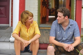 Une scène du film Take This Waltz Une scène du film Take This Waltz