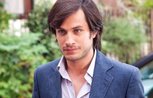 Gael García Bernal dans le film Letters to Juliet