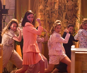 Une scène du film Rock of Ages