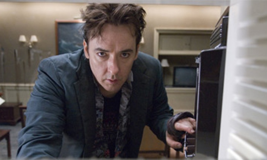 John Cusack et Johnny Knoxville dans la comédie Carnaval