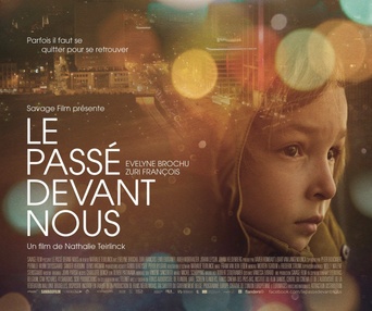 Affiche du film Le passé devant nous