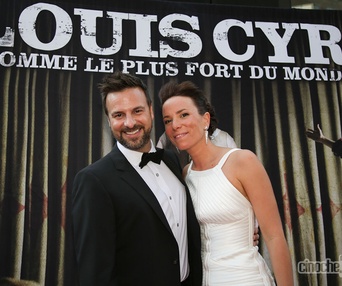 Sur le tapis rouge de Louis Cyr : L'homme le plus fort du monde