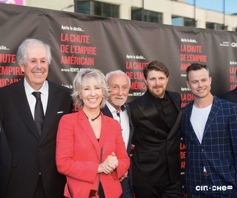 Tapis rouge du film La chute de l'empire américain