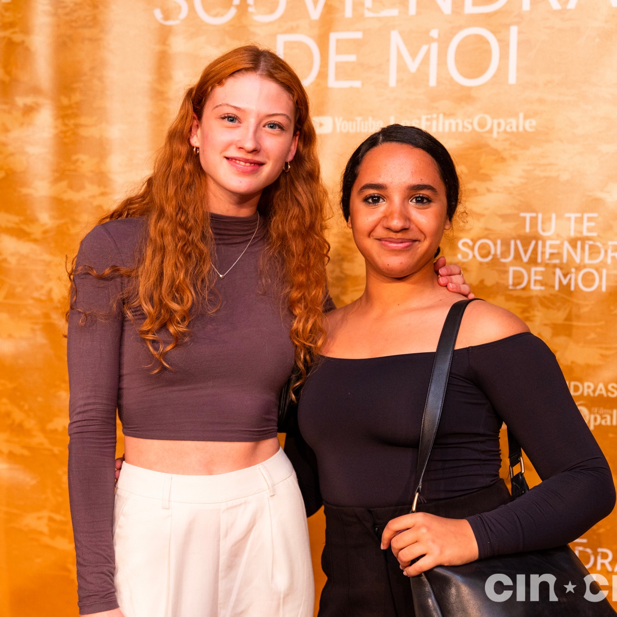 Sur le tapis rouge du film Tu te souviendras de moi