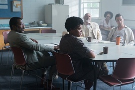Une scène du film The Best of Enemies