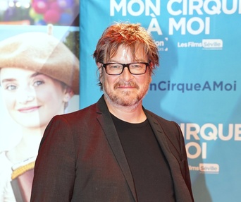 Sur le tapis rouge du film Mon cirque à moi