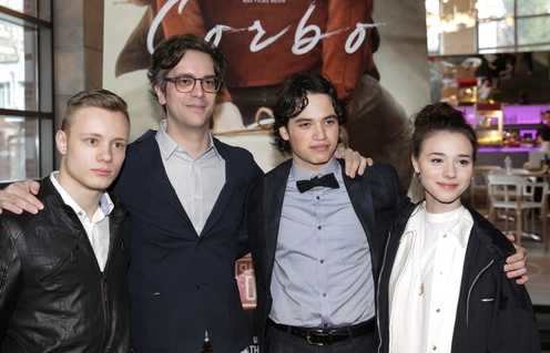 Sur le tapis rouge du filmCorbo