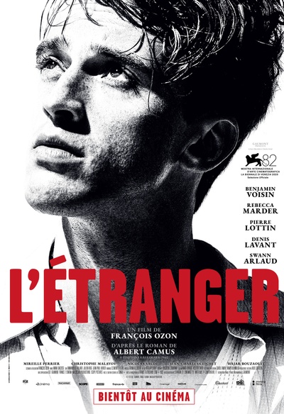Affiche du film L'étranger