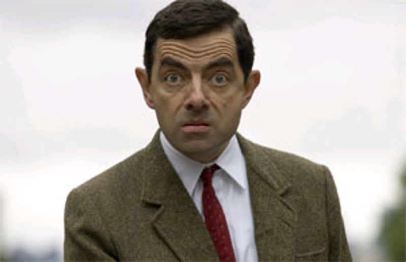 Rowan Atkinson dans une scène du film Les vacances de Monsieur Bean