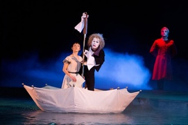 Une scène du film Cirque du Soleil: Worlds Away