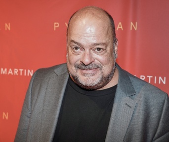 Première du spectacle Pyromane de Martin Petit