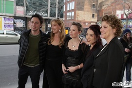 Sur le tapis rouge de The High Cost of Living
