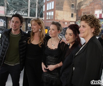 Sur le tapis rouge de The High Cost of Living