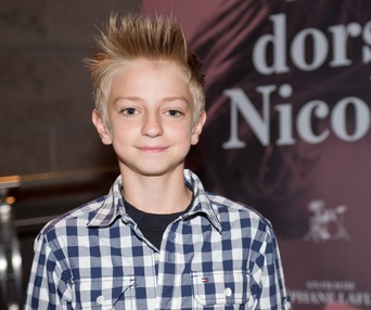 Sur le tapis rouge de Tu dors Nicole