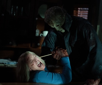 Une scène du film Halloween Ends