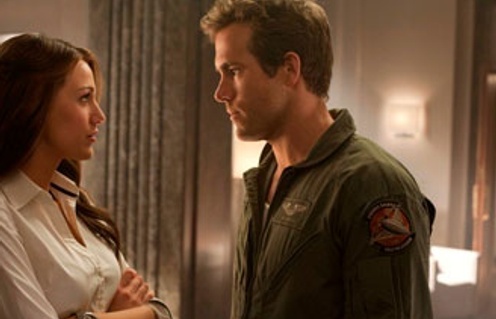 Ryan Reynolds et Blake Lively dans le film Green Lantern