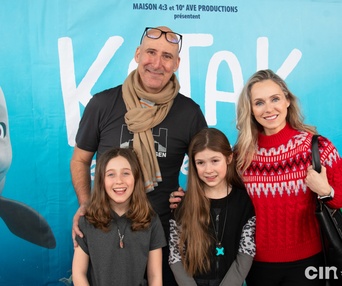 Sur le tapis rouge du film Katak, le brave béluga