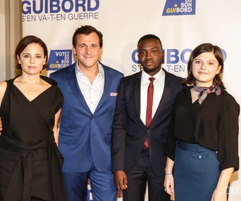 Sur le tapis rouge de Guibord s'en va-t-en guerre