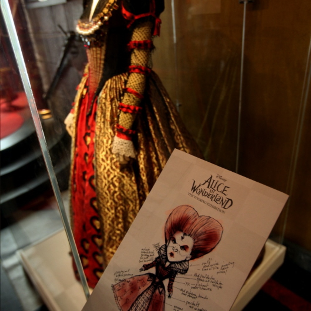 Alice in Wonderland : The Touring Exhibition