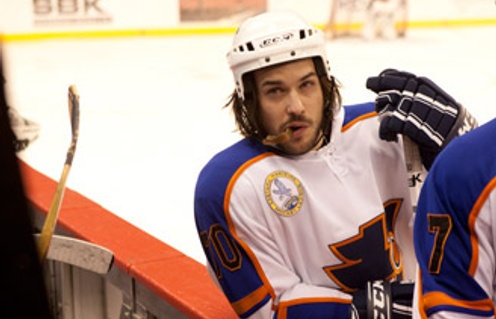 Marc-André Grondin dans Goon.