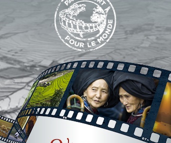 Affiche du film Vietnam : Dans l'oeil du dragon - Passeport pour le monde