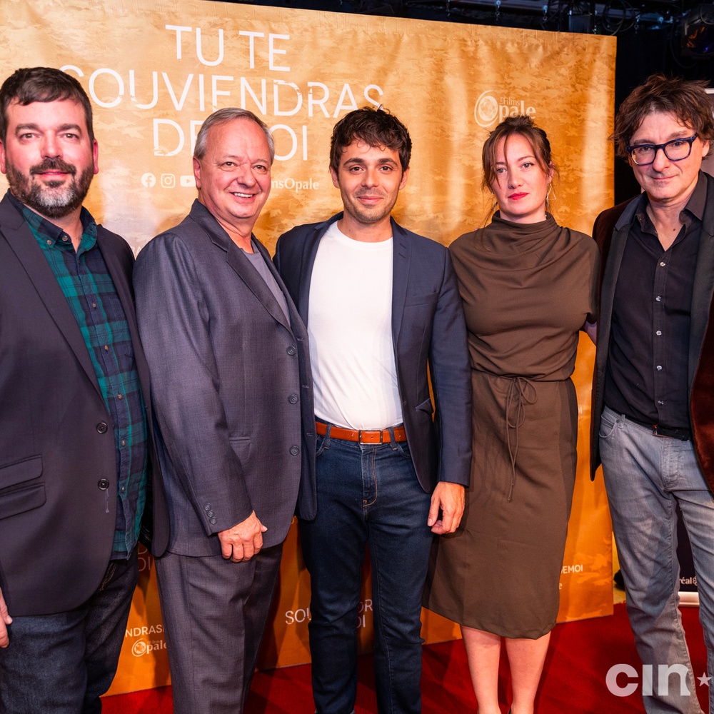Sur le tapis rouge du film Tu te souviendras de moi