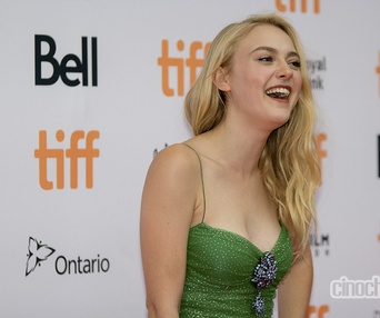 Sur le tapis rouge du film American Pastoral
