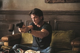 Une scène du film The Gunman Une scène du film The Gunman