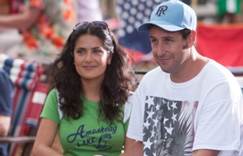 Salma Hayek et Adam Sandler dans Grown Ups