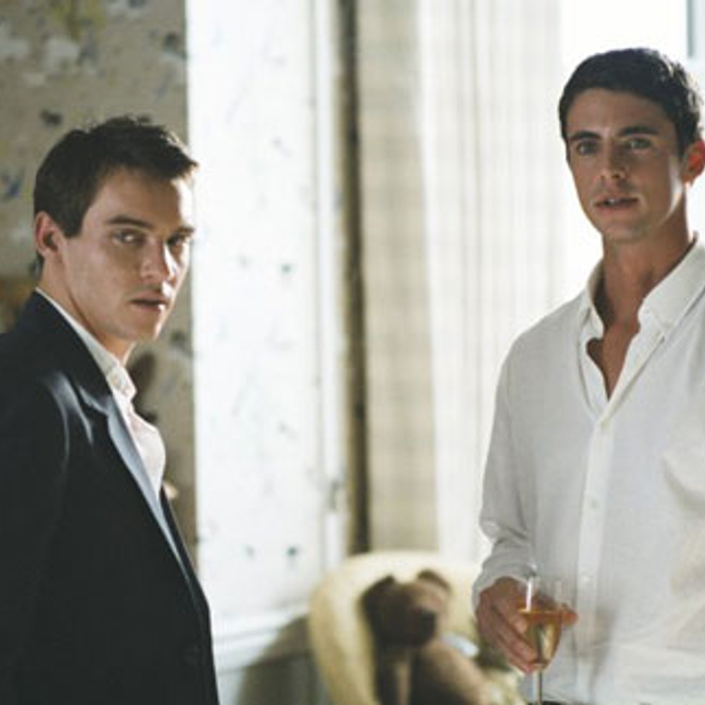 Jonathan Rhys-Meyers et une co-vedette