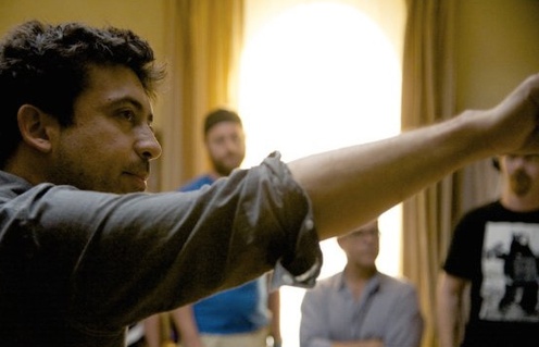 Alfonso Gomez-Rejon sur le plateau de Me & Earl & the Dying Girl