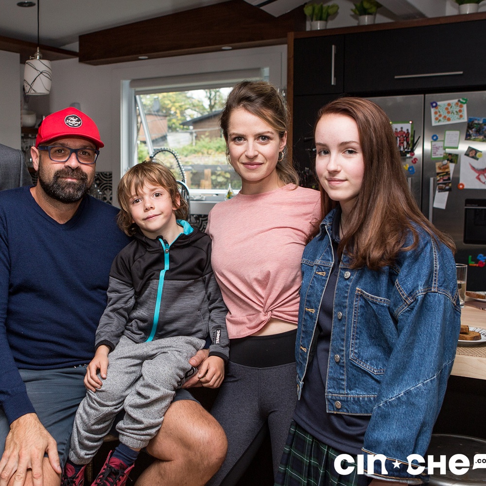Sur le plateau du film Le guide de la famille parfaite