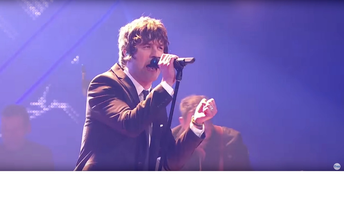 Rémi Chassé lance son premier album solo, Debout devant l'ombre, aujourd'hui