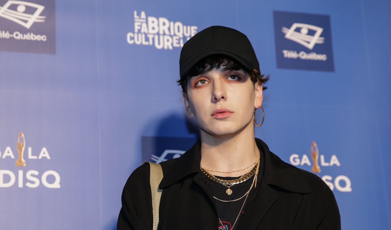 Les vedettes défilent avec classe sur le tapis rouge du Premier Gala de l'ADISQ 2018