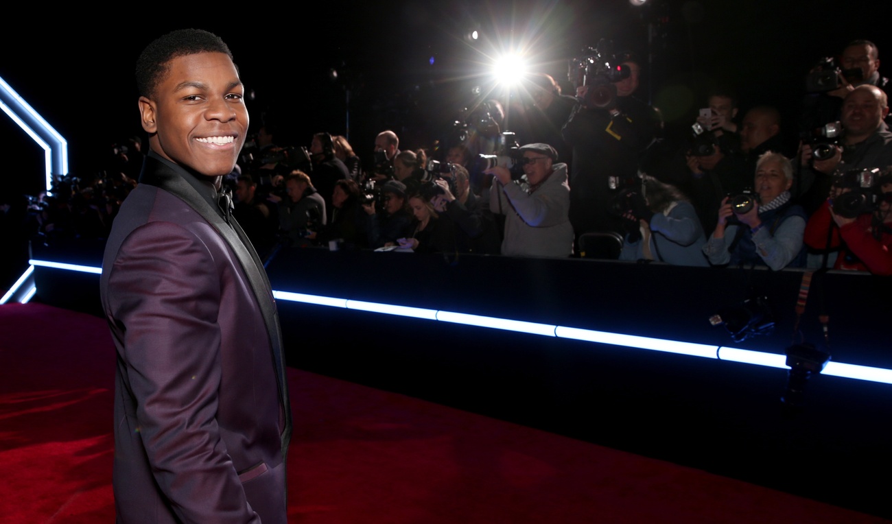 John Boyega enfile les habits de Finn et visite un hôpital pour enfants