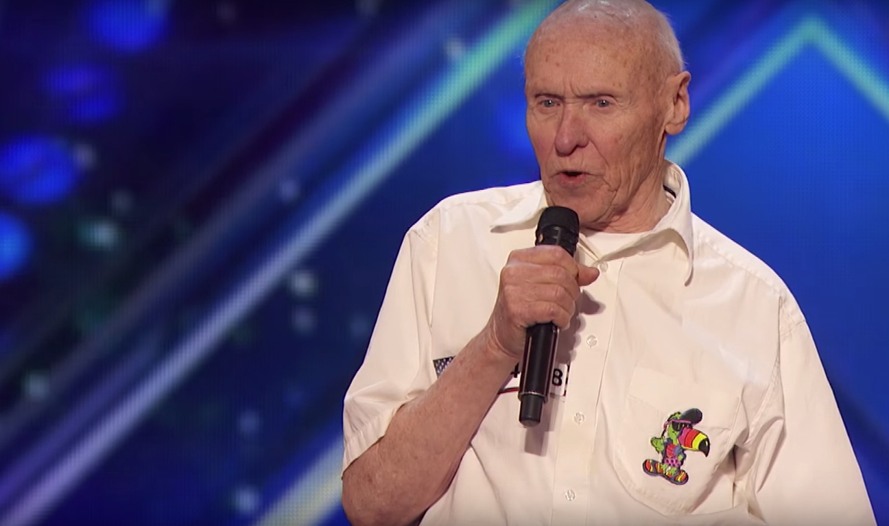 Ce candidat de 82 ans surprend en chantant du Metal à America's Got Talent