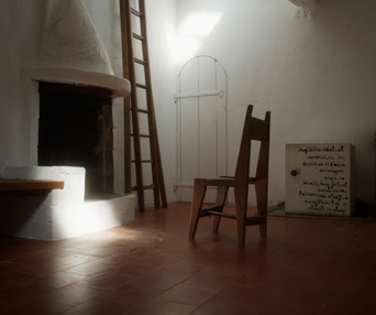 Galerie du film R. Roussil, le cul par terre